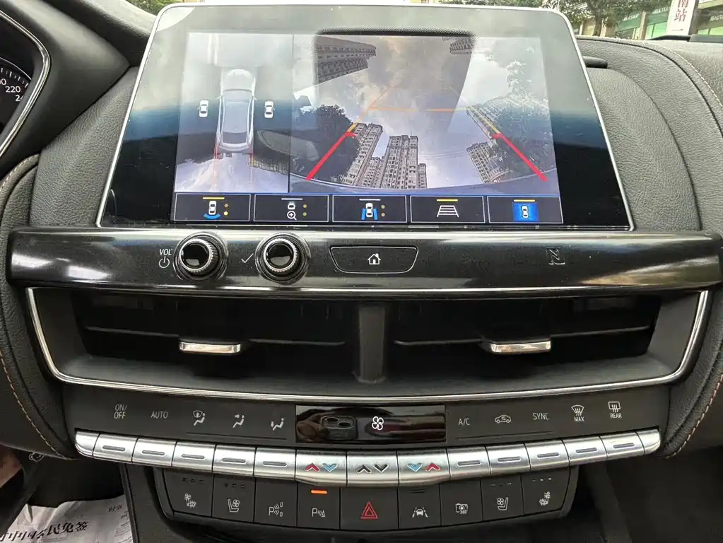 Cadillac CT5 — миниатюра 16