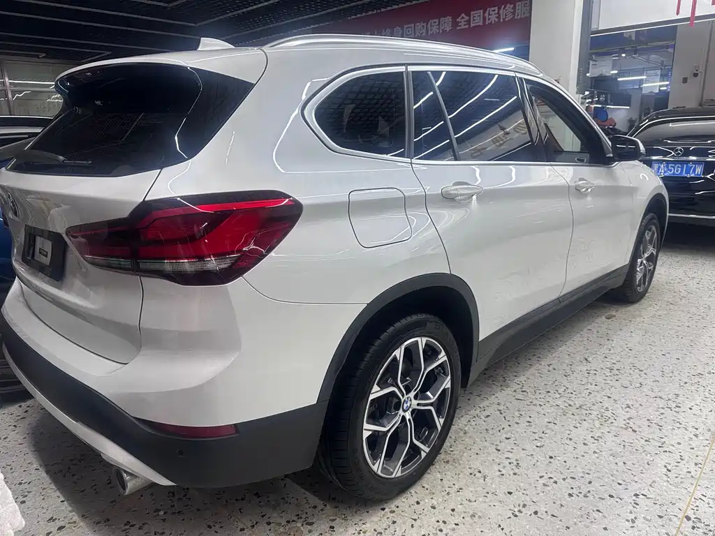 BMW X1 — миниатюра 9