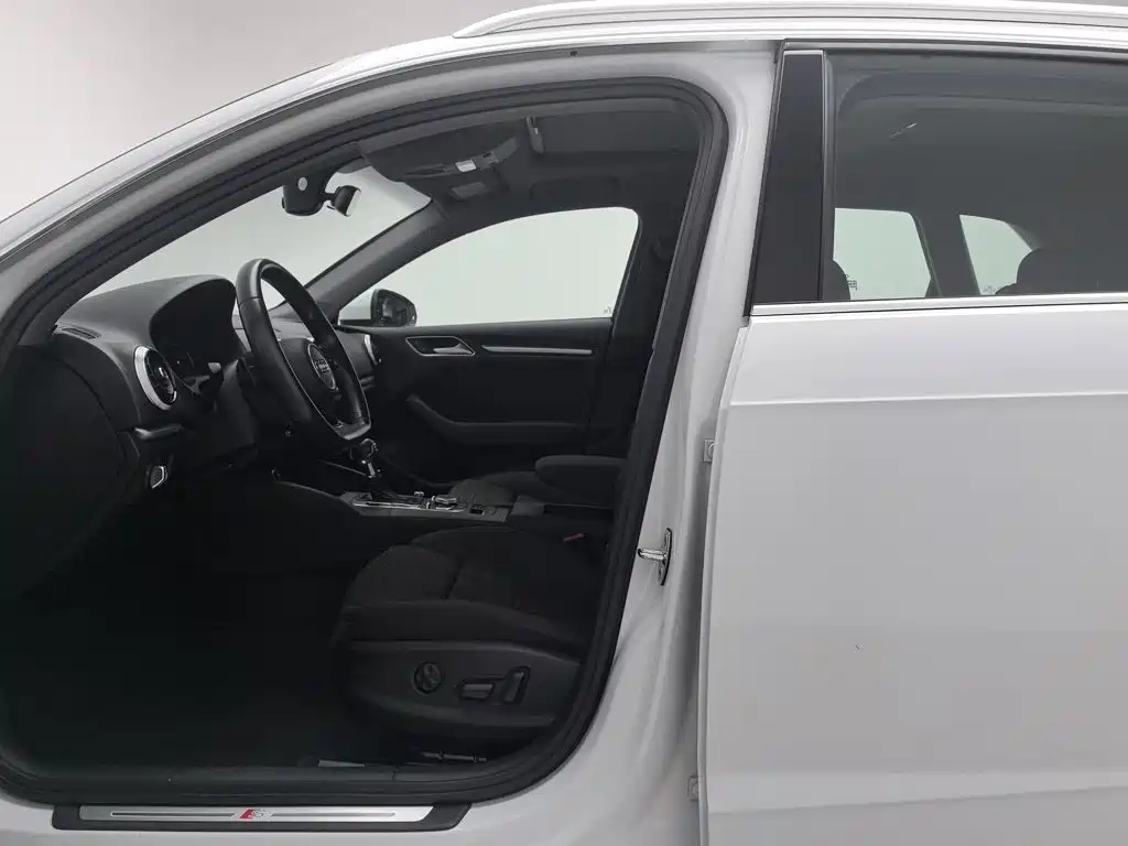 Audi A3 — миниатюра 10