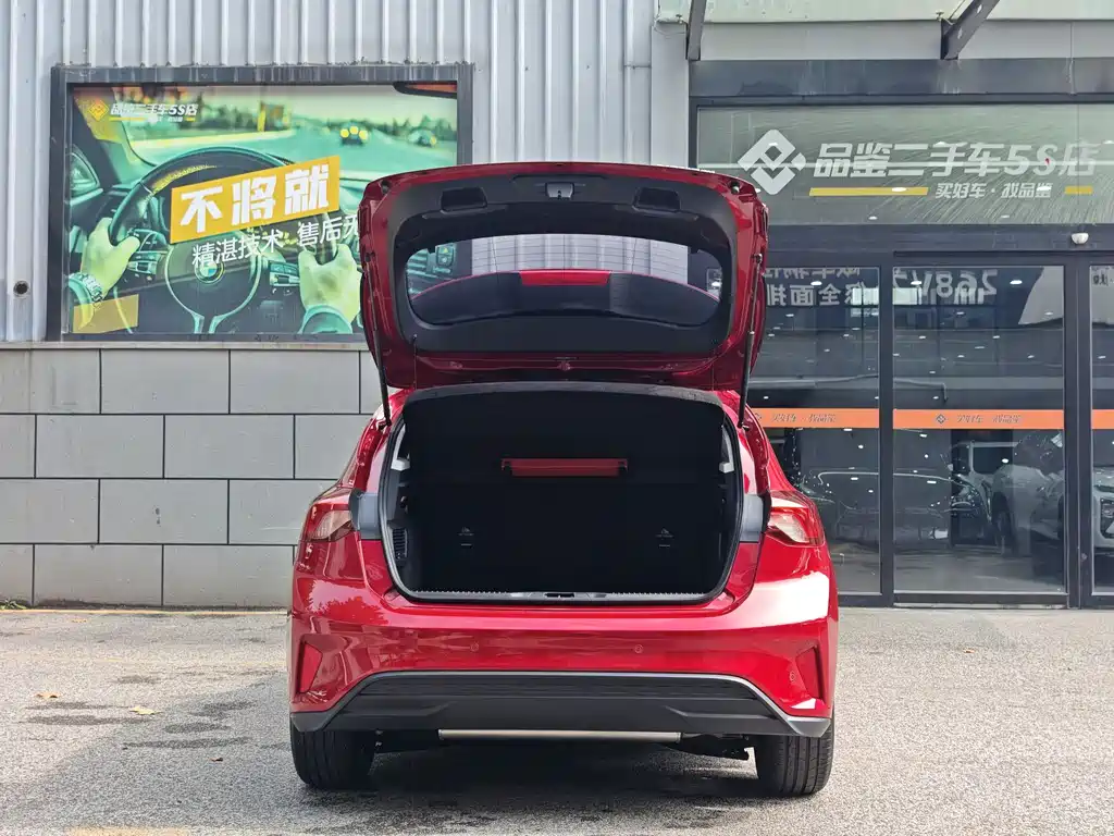Ford Focus — миниатюра 9