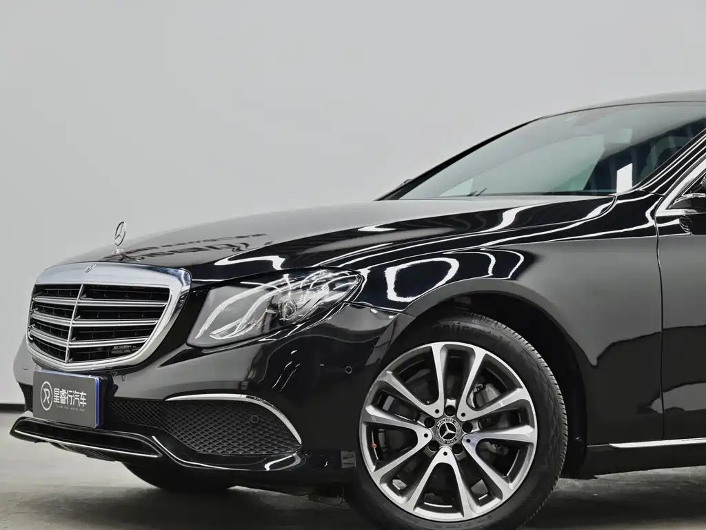 Mercedes-Benz E-Class — миниатюра 26