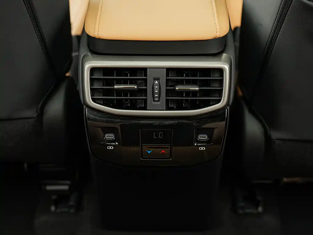 Lexus RX — миниатюра 16