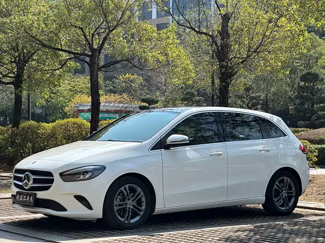 MERCEDES-BENZ B CLASS