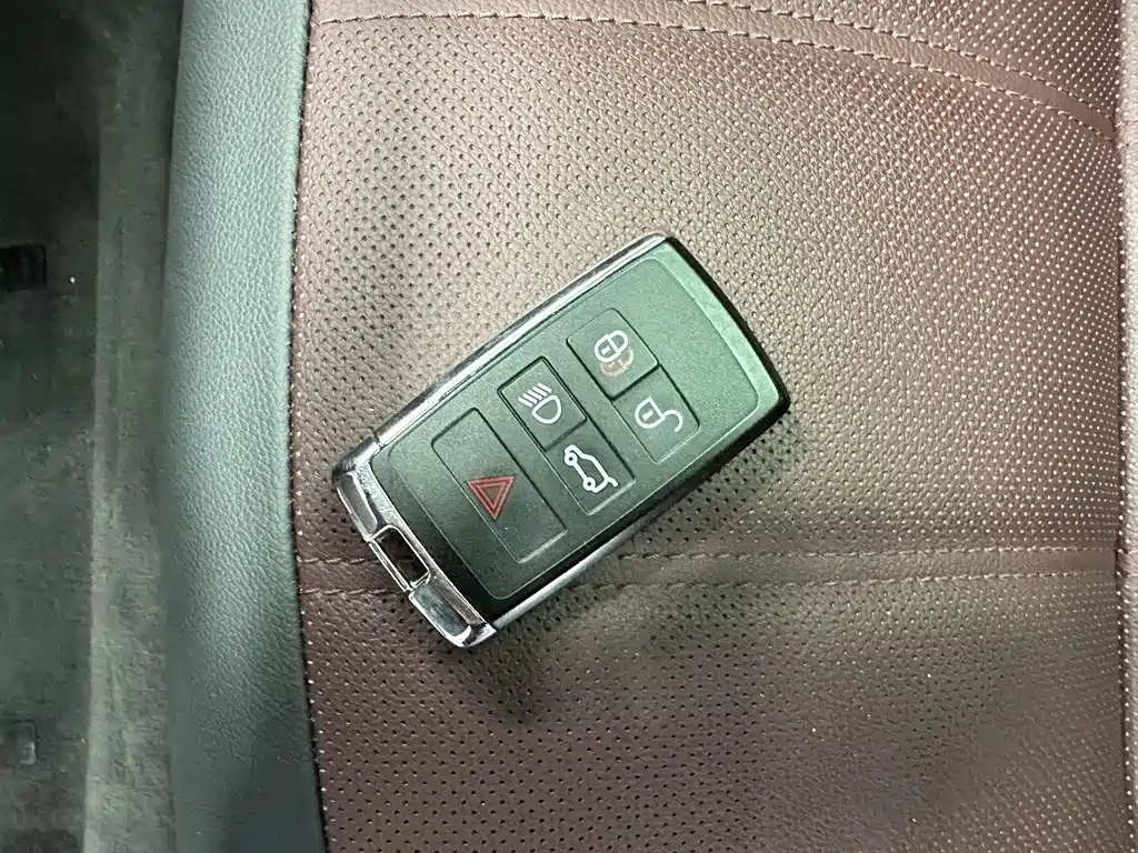 LAND ROVER RANGE ROVER AURORA