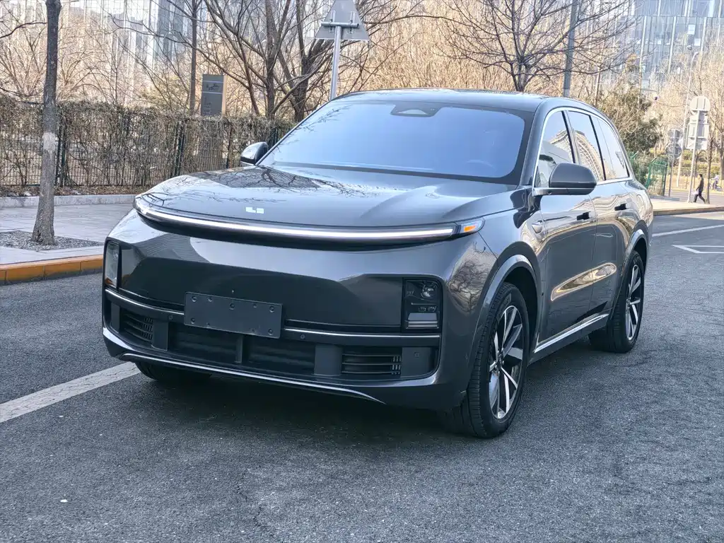 Li Auto IDEAL L8