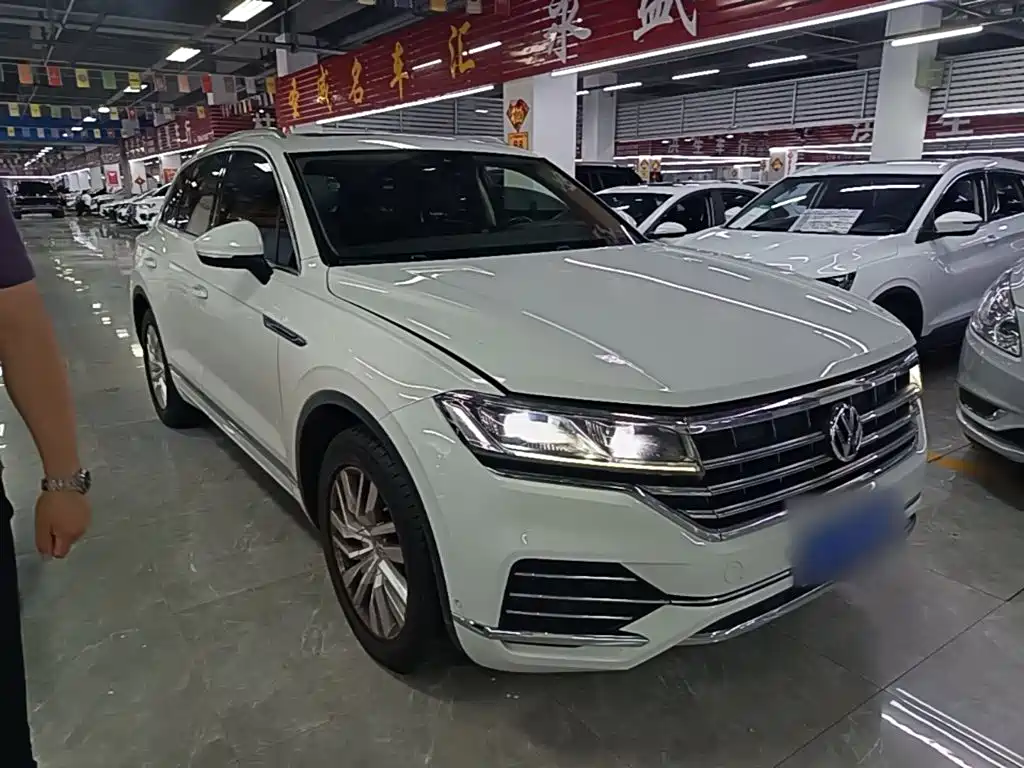 Volkswagen Touareg 2019 2.0TSI V