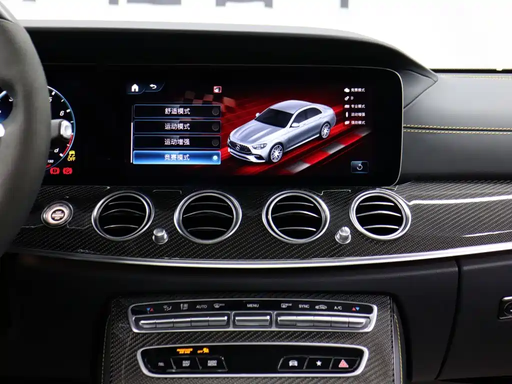 Mercedes-Benz E-Class AMG — миниатюра 16