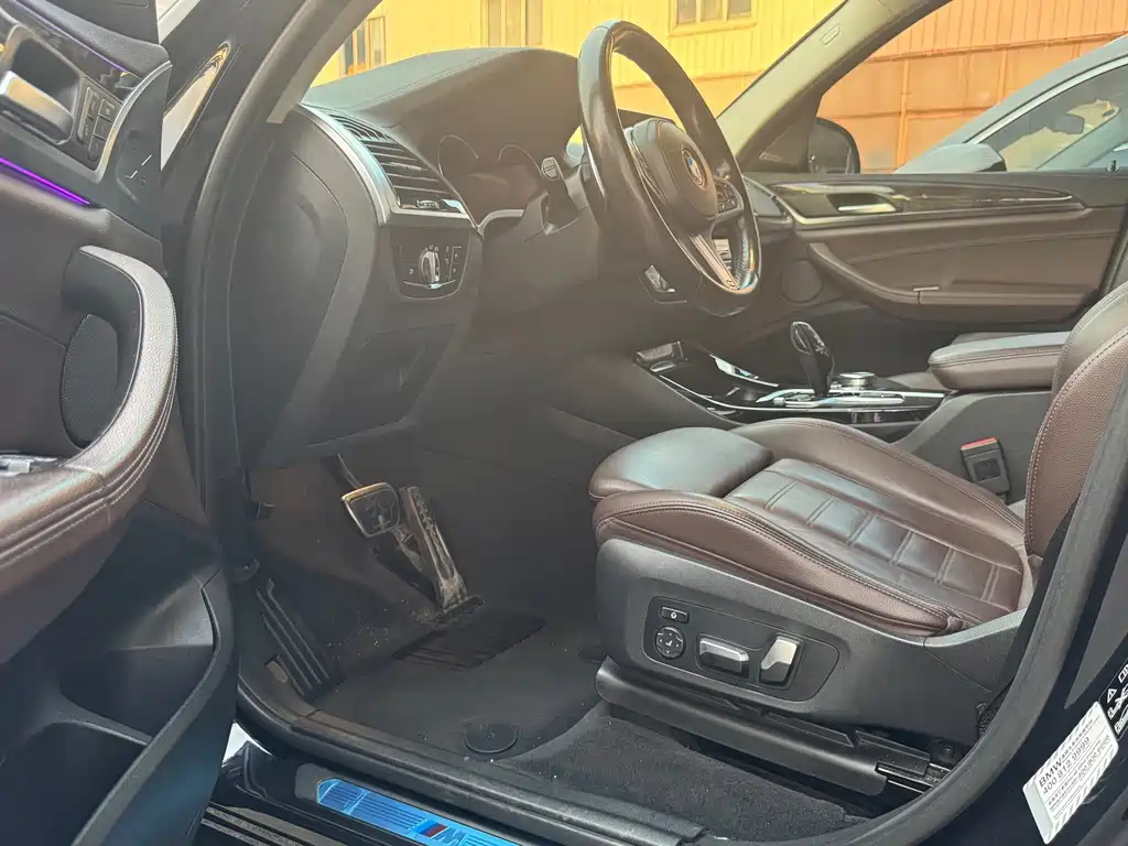 BMW X3 — миниатюра 13