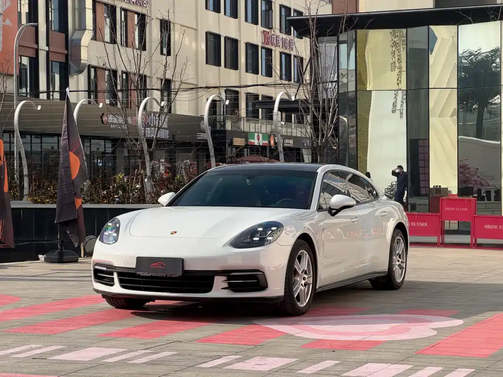 Porsche Panamera 2017
