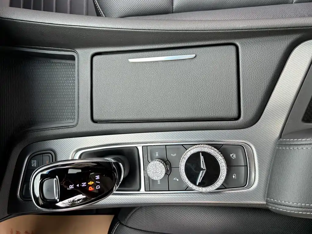 Cadillac CT5 — миниатюра 32