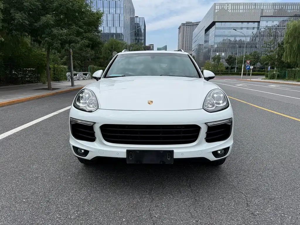 Porsche Cayenne — миниатюра 2