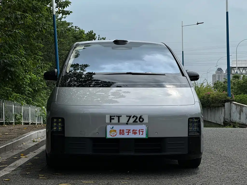 Li Auto Li MEGA — миниатюра 3