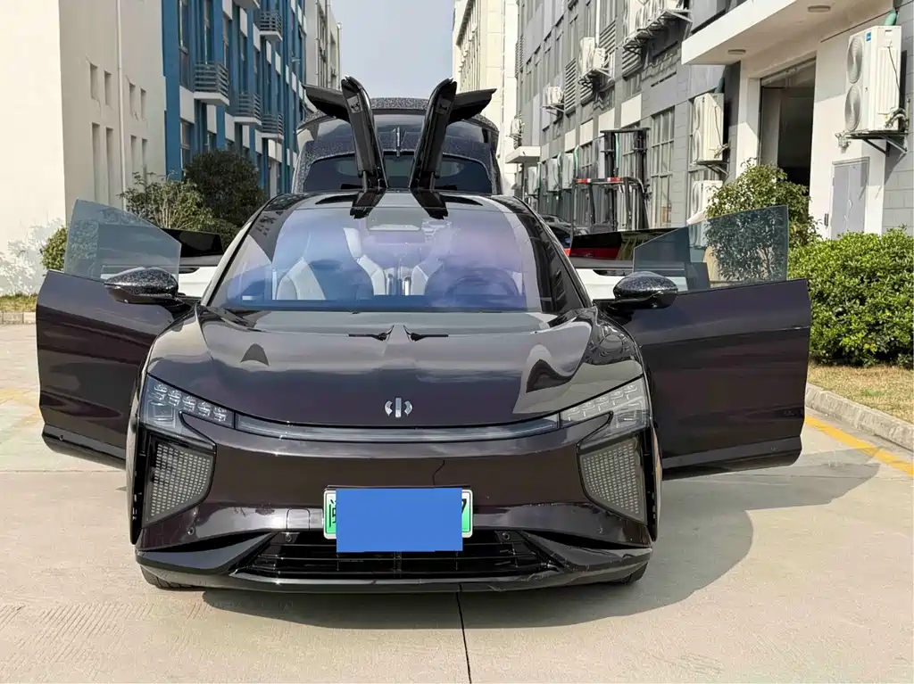 HiPhi HiPhi X — миниатюра 9