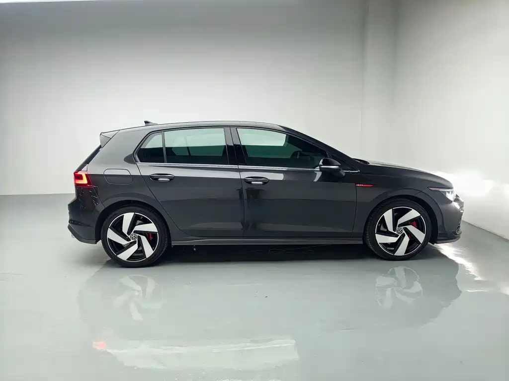 Volkswagen Golf GTI — миниатюра 7