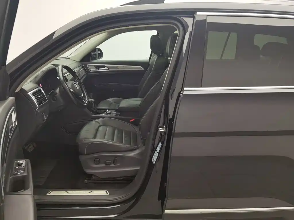 Volkswagen Teramont — миниатюра 10