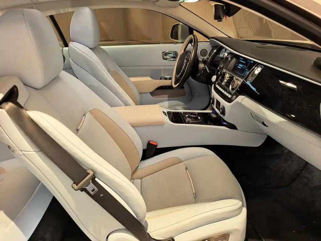Rolls-Royce Wraith — миниатюра 15