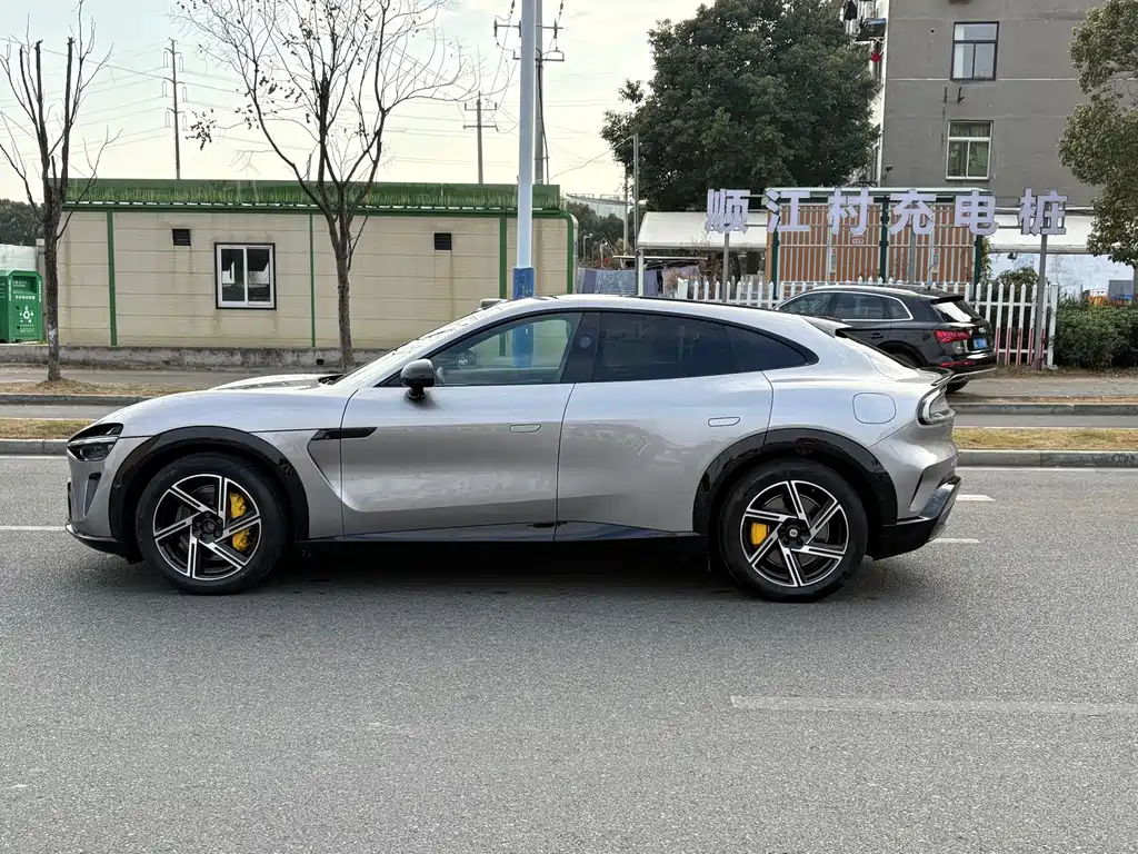 XIAOMI CAR XIAOMI YU7