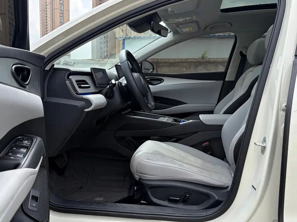 BYD Seals 06 DM-i версия для путешествий — миниатюра 9
