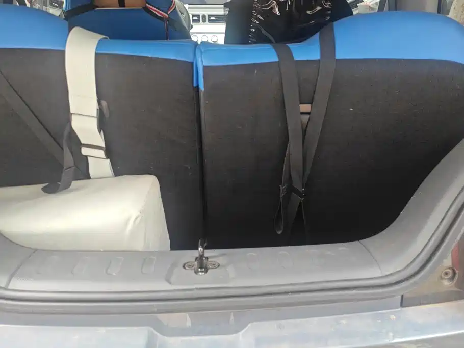 Wuling MINIEV — миниатюра 4