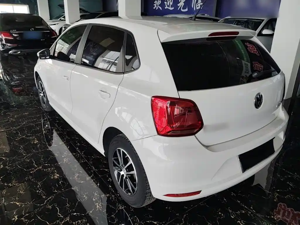 Volkswagen Polo — миниатюра 5