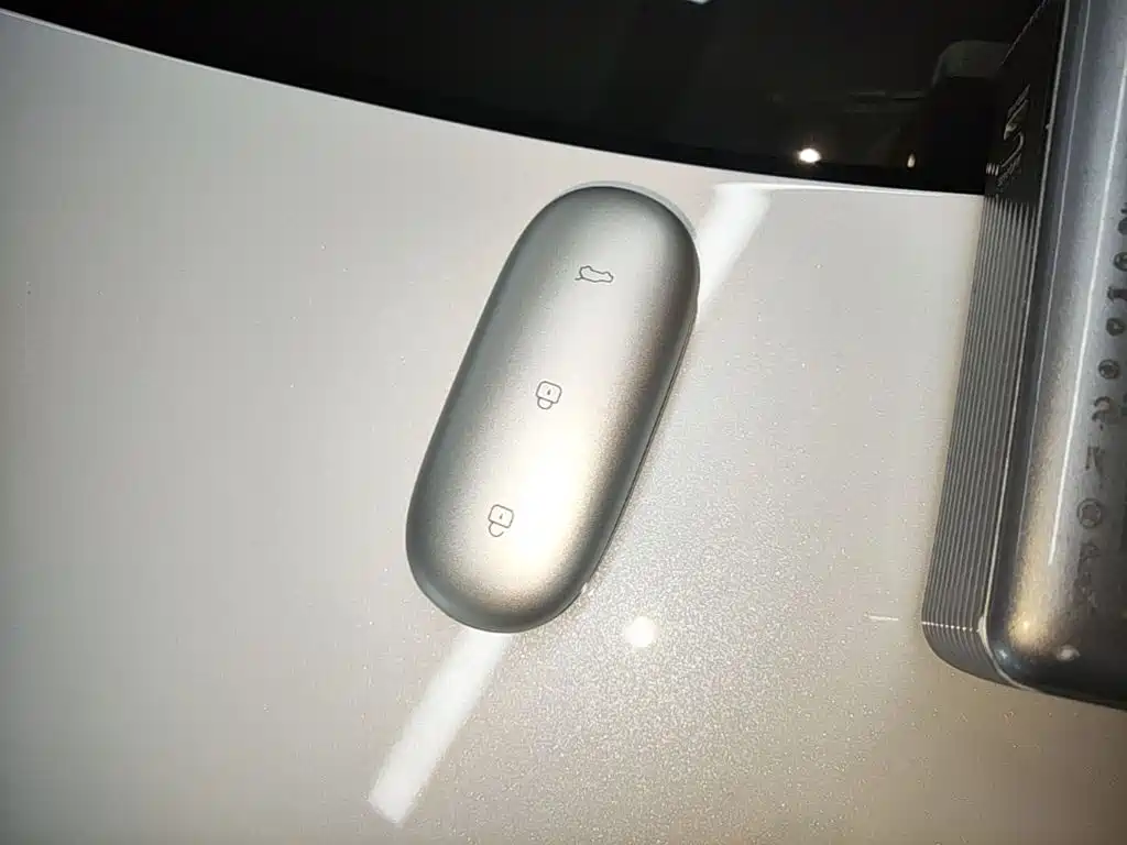Li Auto Li MEGA — миниатюра 9