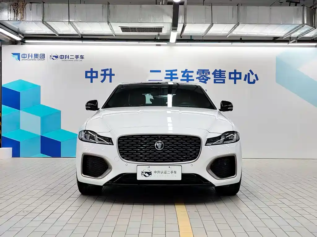 Jaguar XFL — миниатюра 2