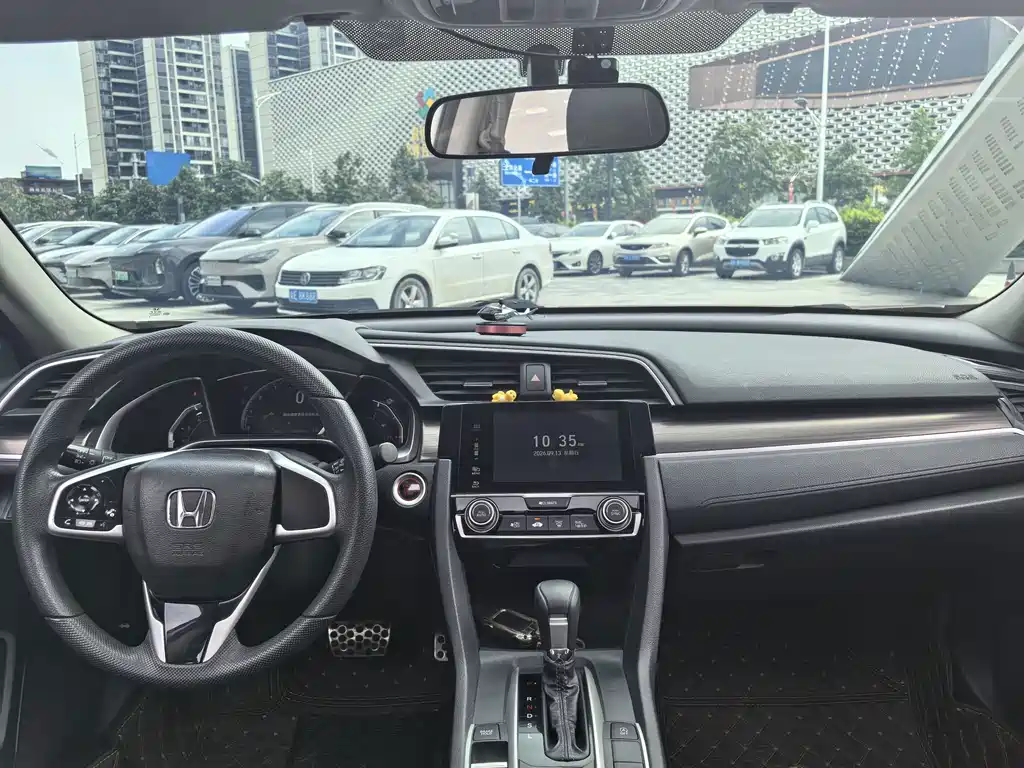 Honda Civic — миниатюра 10