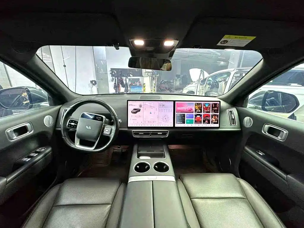 Li Auto L8 2023 Pro