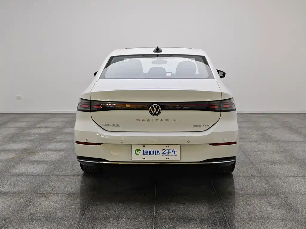 Volkswagen Sagitar — миниатюра 13