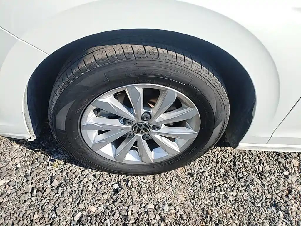 Volkswagen Bora — миниатюра 23