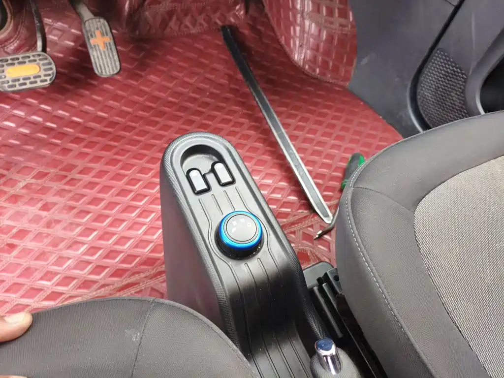 Wuling MINIEV — миниатюра 14
