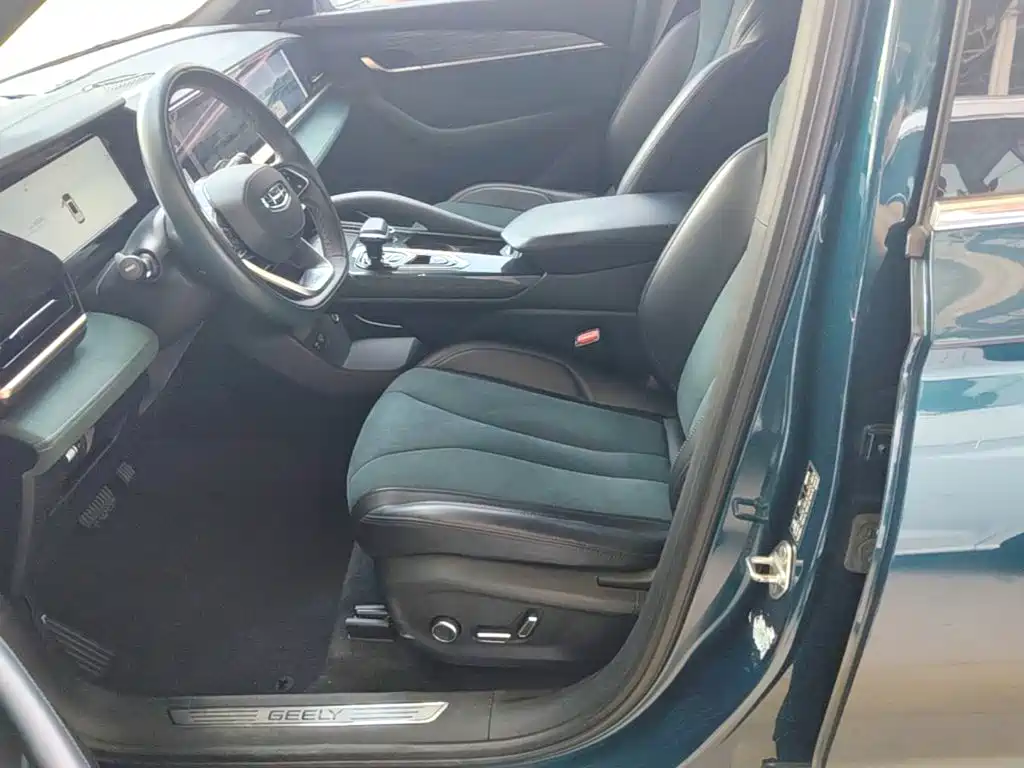 Geely Xingyue L — миниатюра 15