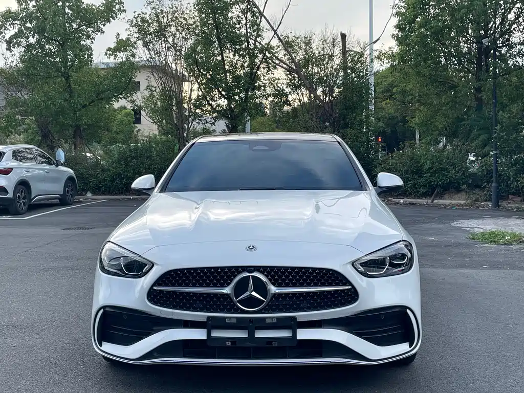 Mercedes-Benz C-Class — миниатюра 2