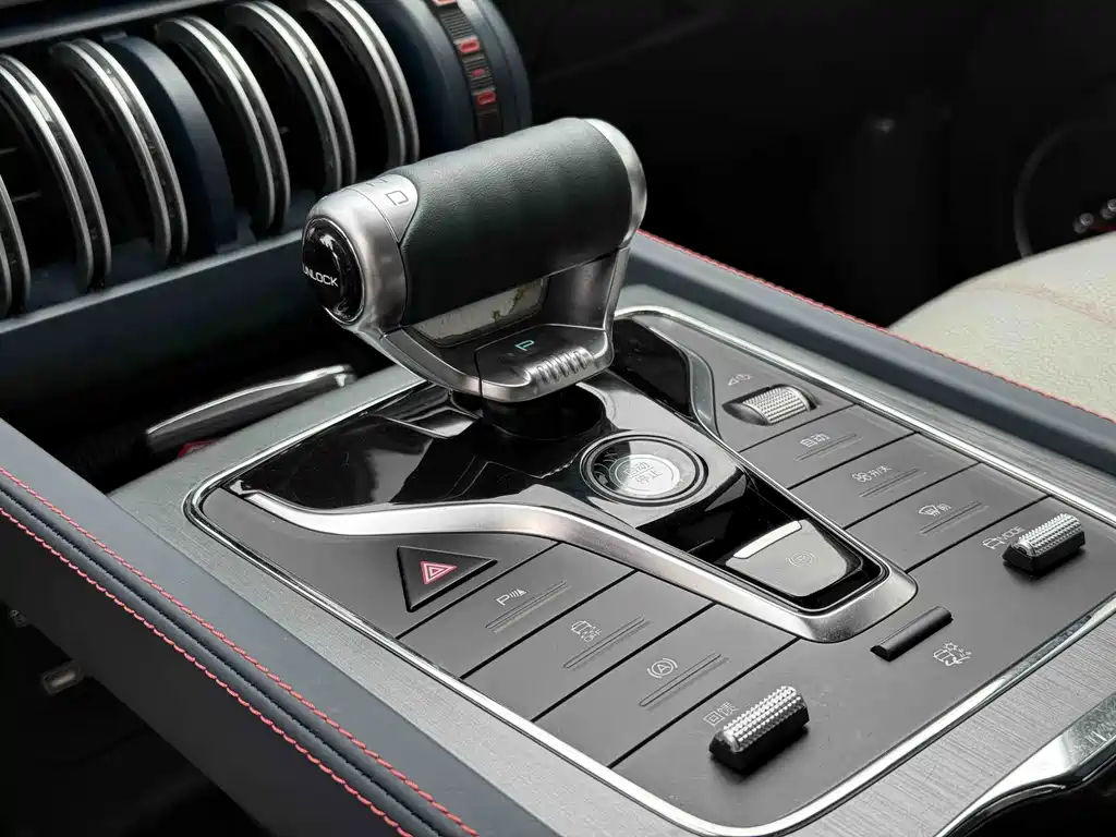 BYD Yuan Plus — миниатюра 11