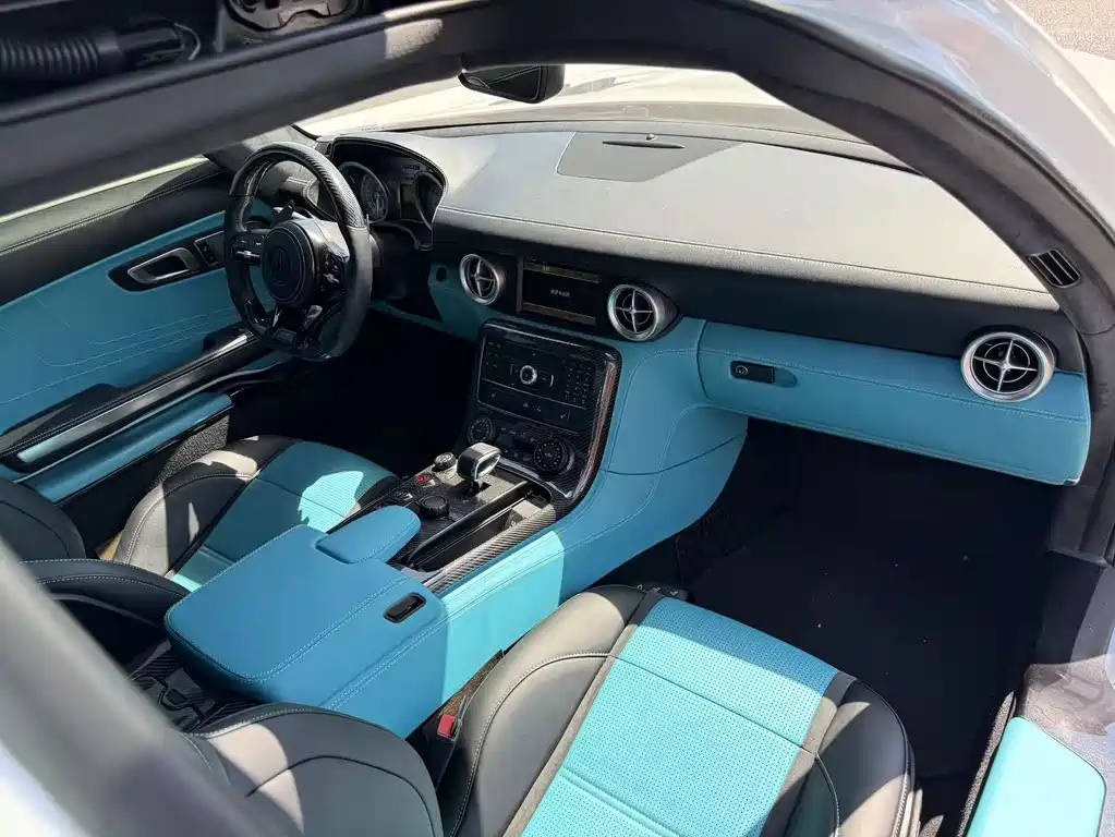 Mercedes-Benz SLS AMG — миниатюра 19
