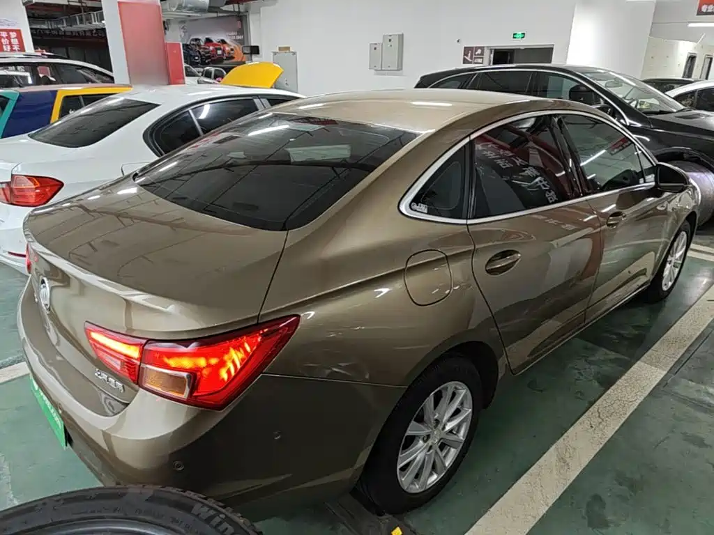 Buick Verano — миниатюра 7