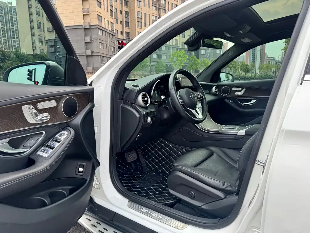 Mercedes-Benz GLC — миниатюра 5