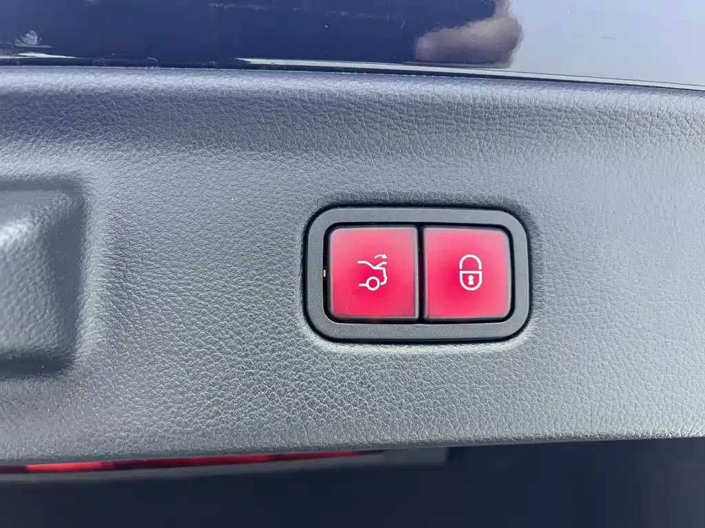 Mercedes-Benz S-Class — миниатюра 25