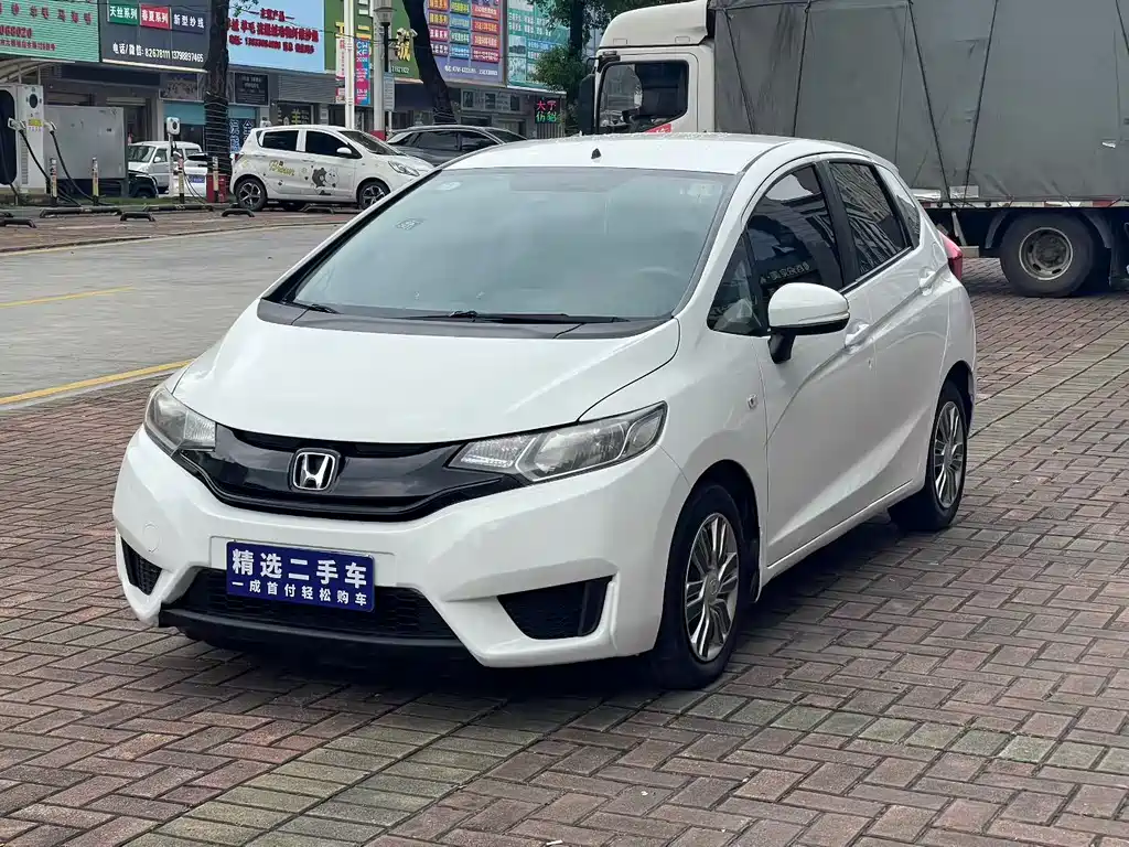Honda Fit — миниатюра 3