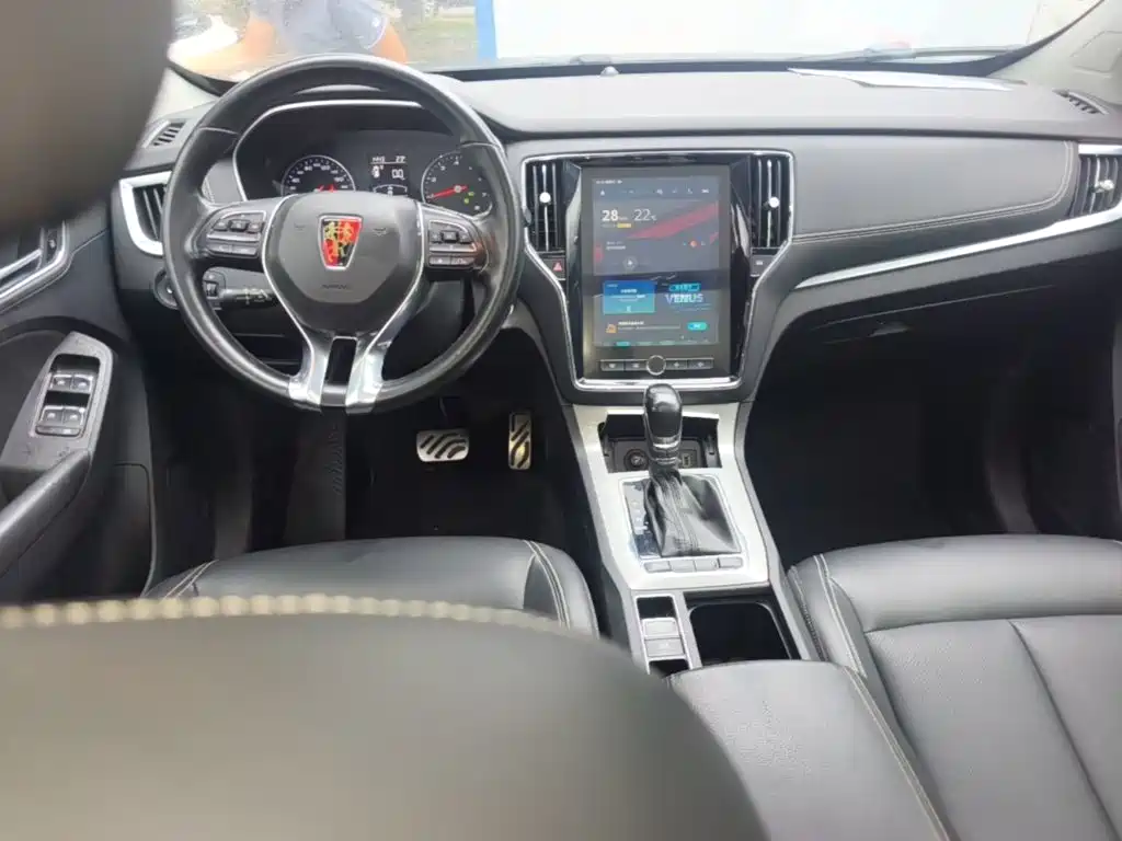 Roewe RX5 — миниатюра 10