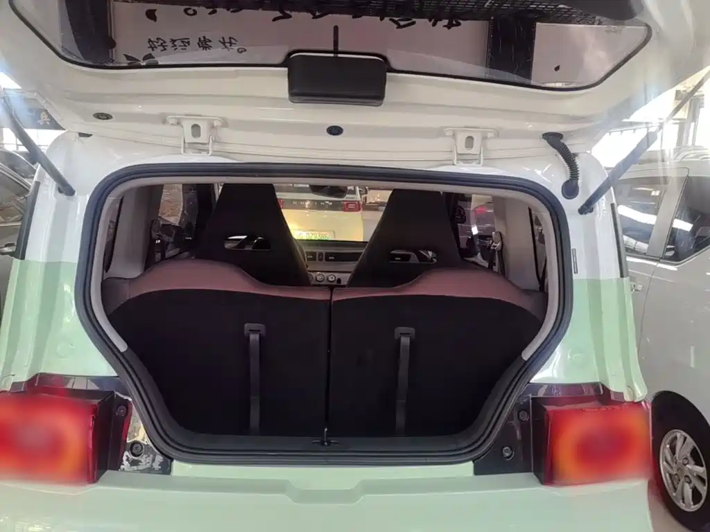 Wuling MINIEV — миниатюра 19