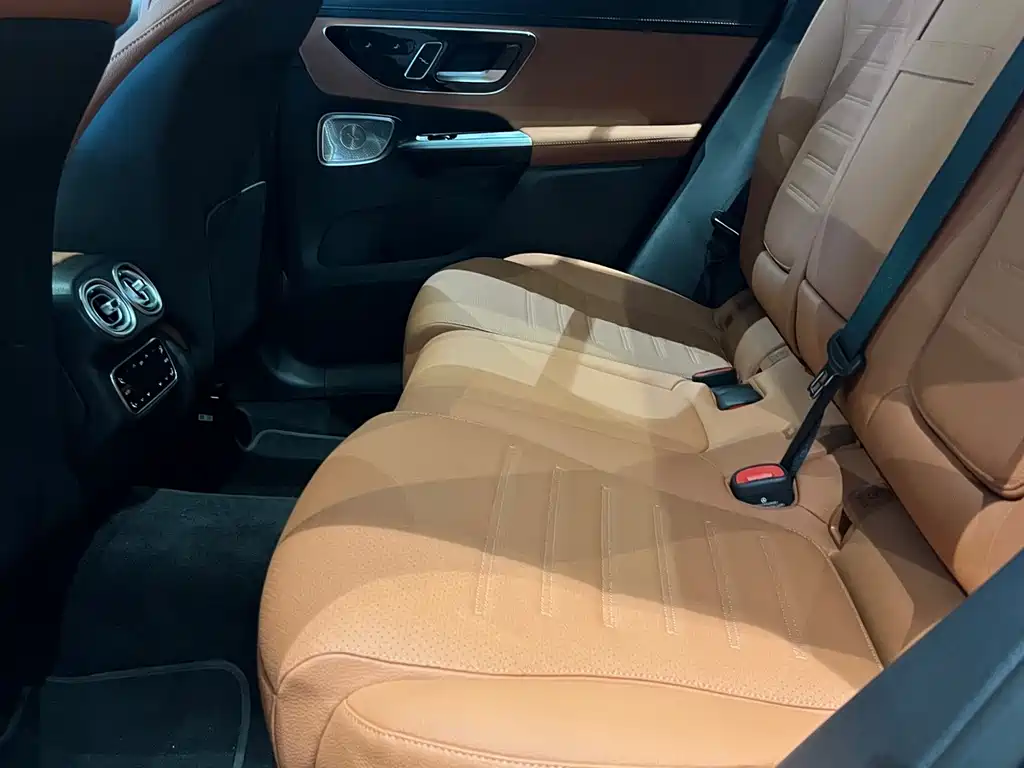 Mercedes-Benz GLC — миниатюра 7