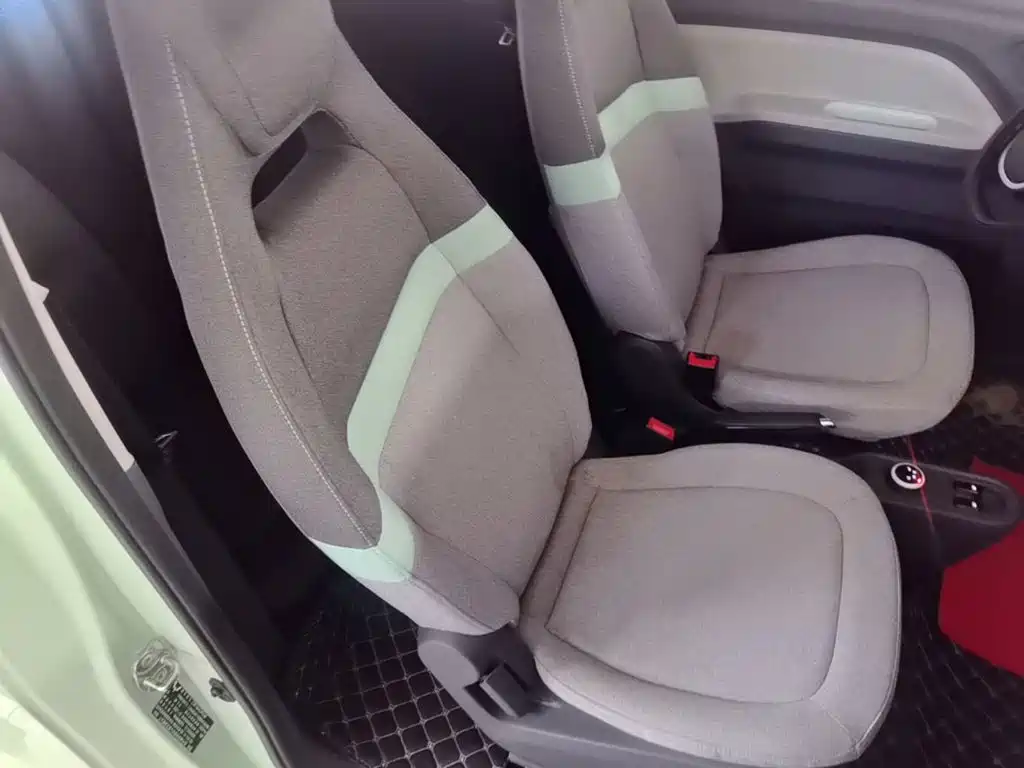 Wuling MINIEV — миниатюра 25