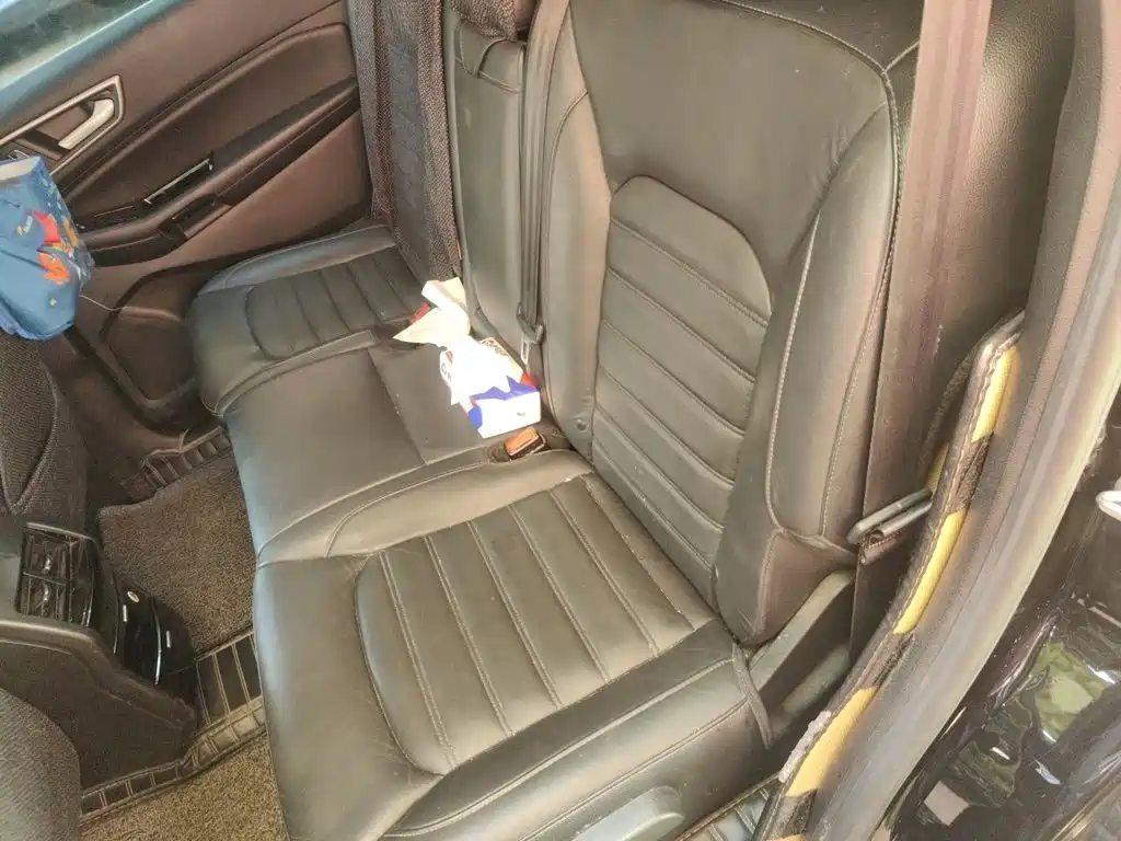 Ford Edge — миниатюра 15