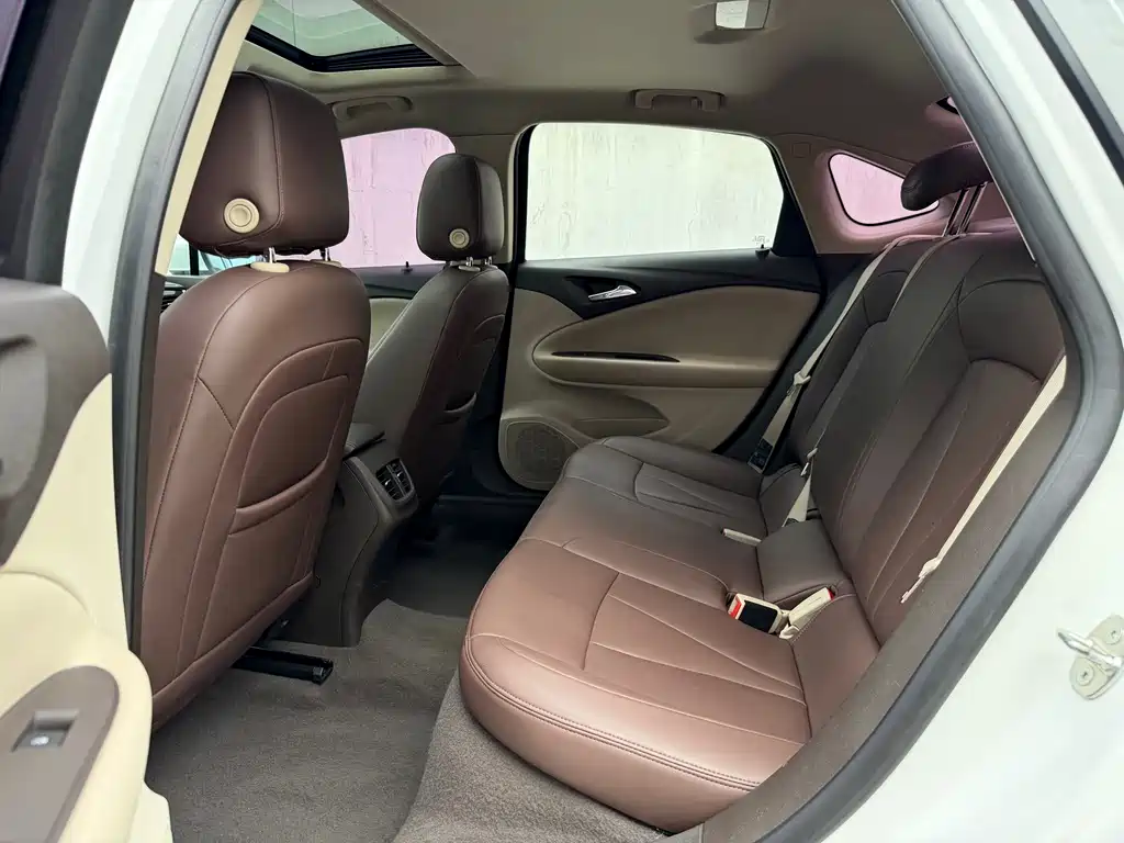 Buick Verano — миниатюра 5