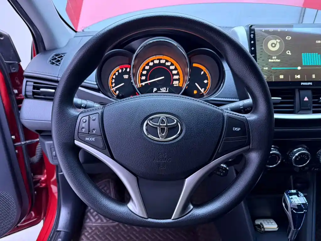 Toyota Yaris L — миниатюра 11