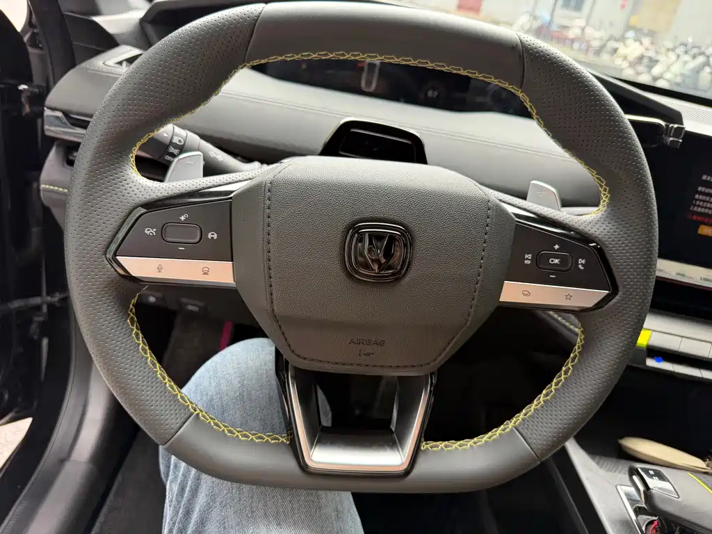 Changan UNI-V — миниатюра 7