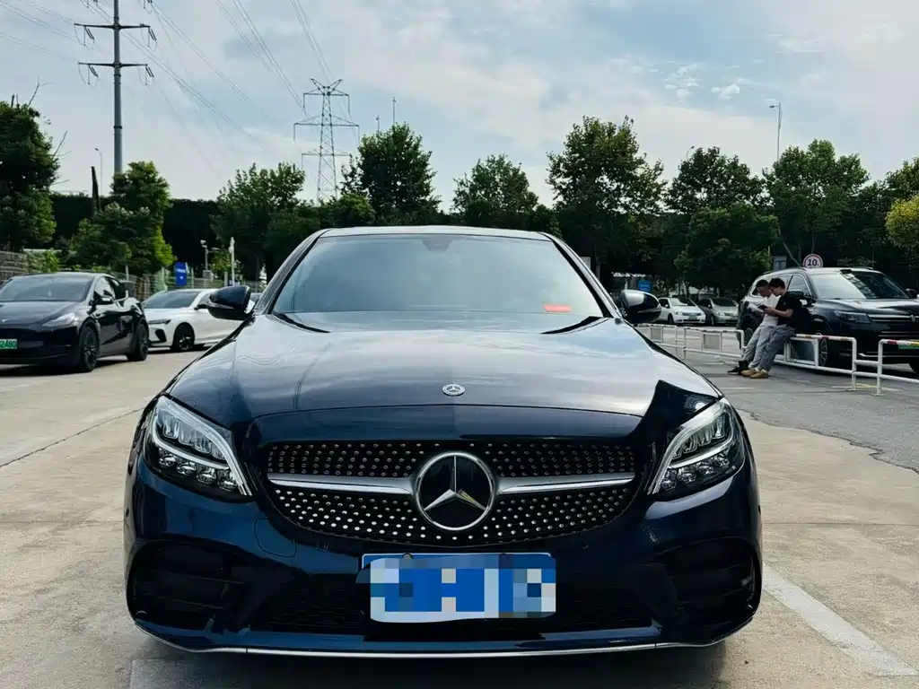 Mercedes-Benz C-Class — миниатюра 2