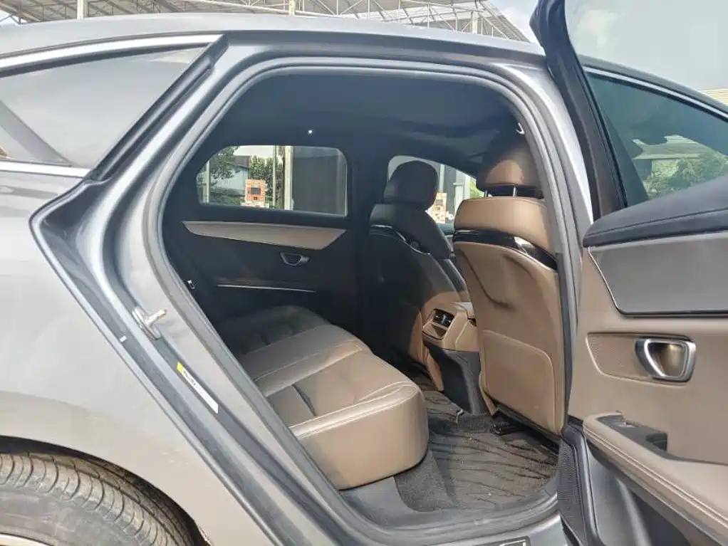 BYD Han — миниатюра 5