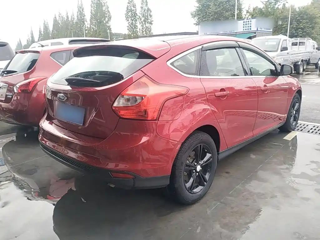 Ford Focus — миниатюра 7